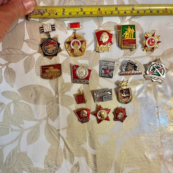 VTG Lot Of 16 Soviet Medals order Badges Awards USSR Armed Forces WWII - Picture 4 of 4